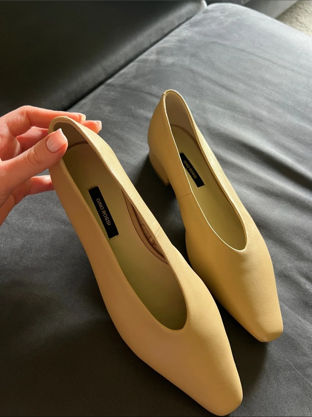 Yellow Pointed-Toe Women's Flats
